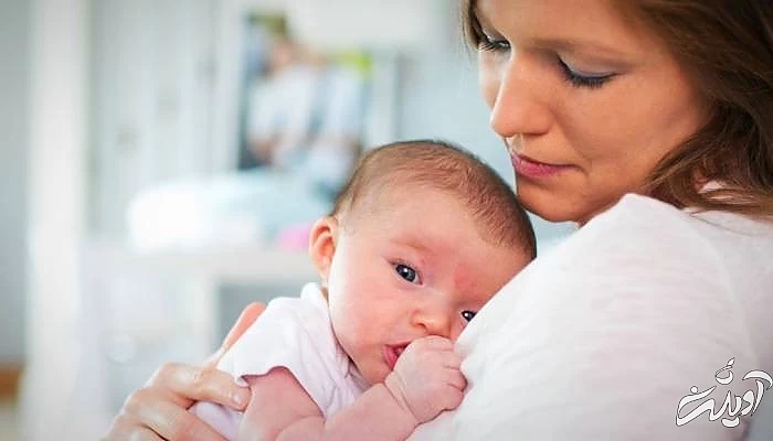 آروغ گیری صحیح نوزادان آروغ گیری